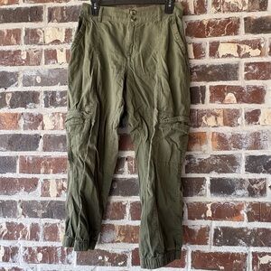 Sonoma Green Capris Relaxed Fit Cotton Blend
